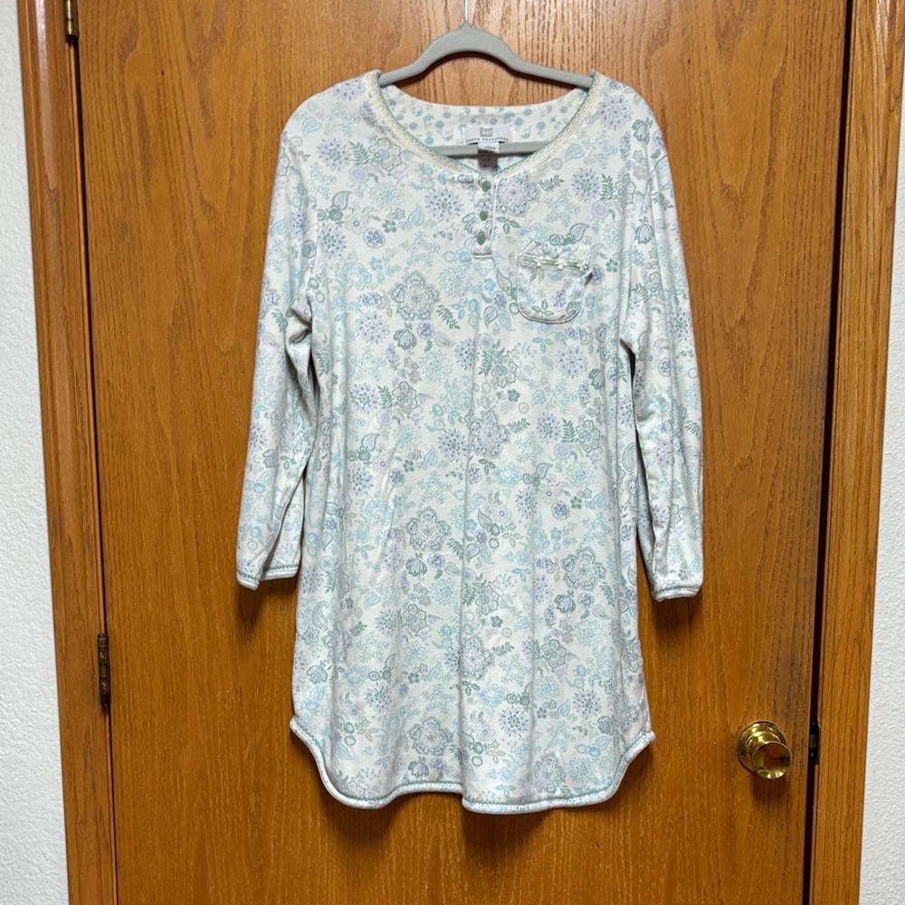 Karen Neuburger Blue Floral Flannel Sleepwear